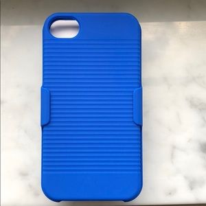 iPhone 4/4s case with clip